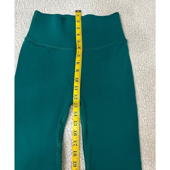 Fabletics SculptKnit Turquoise Leggings - Picture 5 of 8